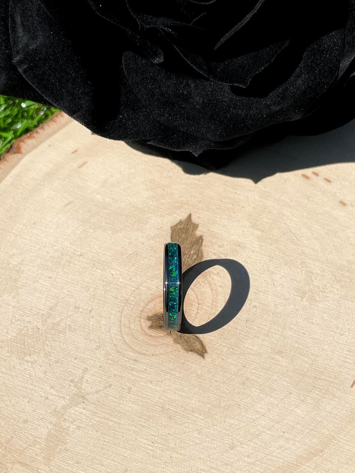 Verdant - Black Ceramic